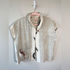 Cupcake‎ Abstract Cream Lotus Print Single Button Shirt Sz XL